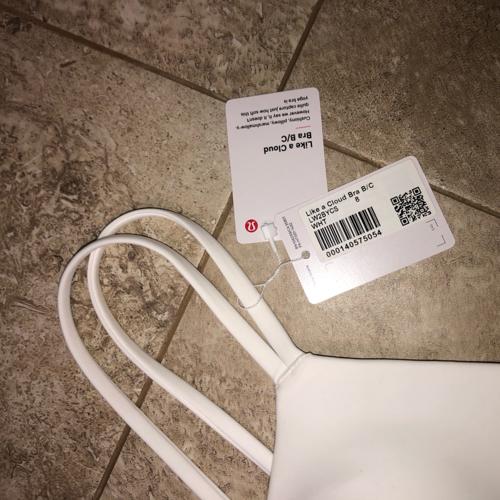 Lululemon bra - Picture 3 of 6